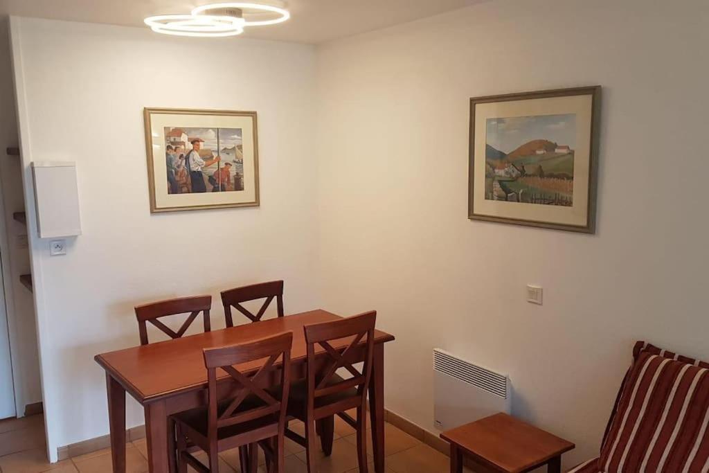 1-Appt Avec Piscine A St-Jean Pays-Basque Apartment Uhart-Cize Exterior photo
